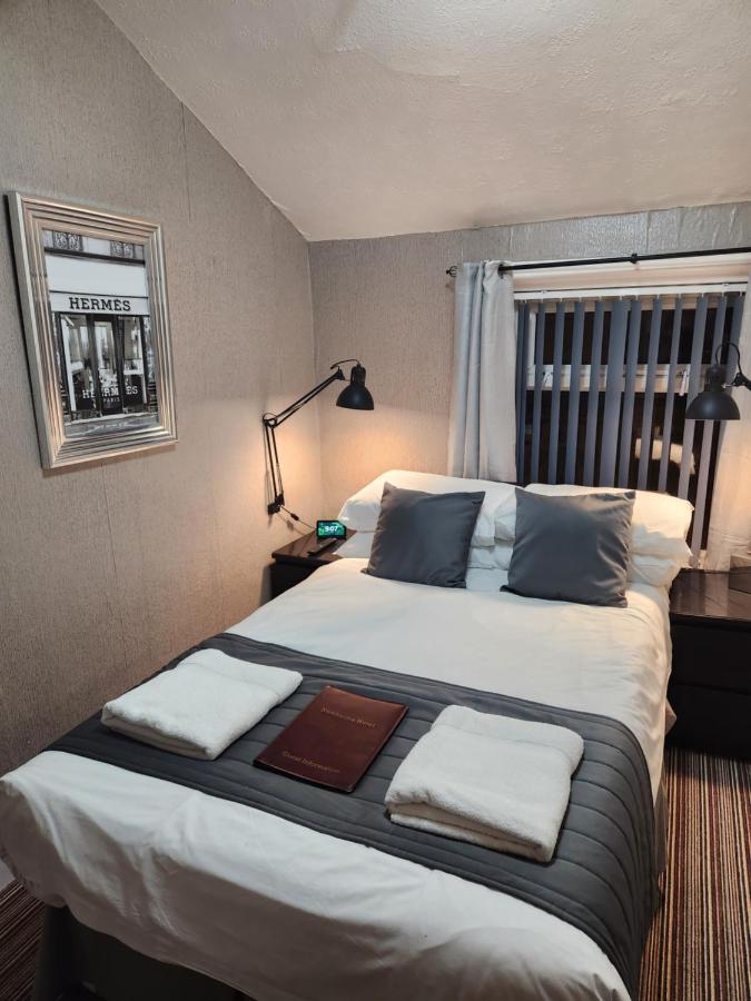 Newholme Hotel 2*