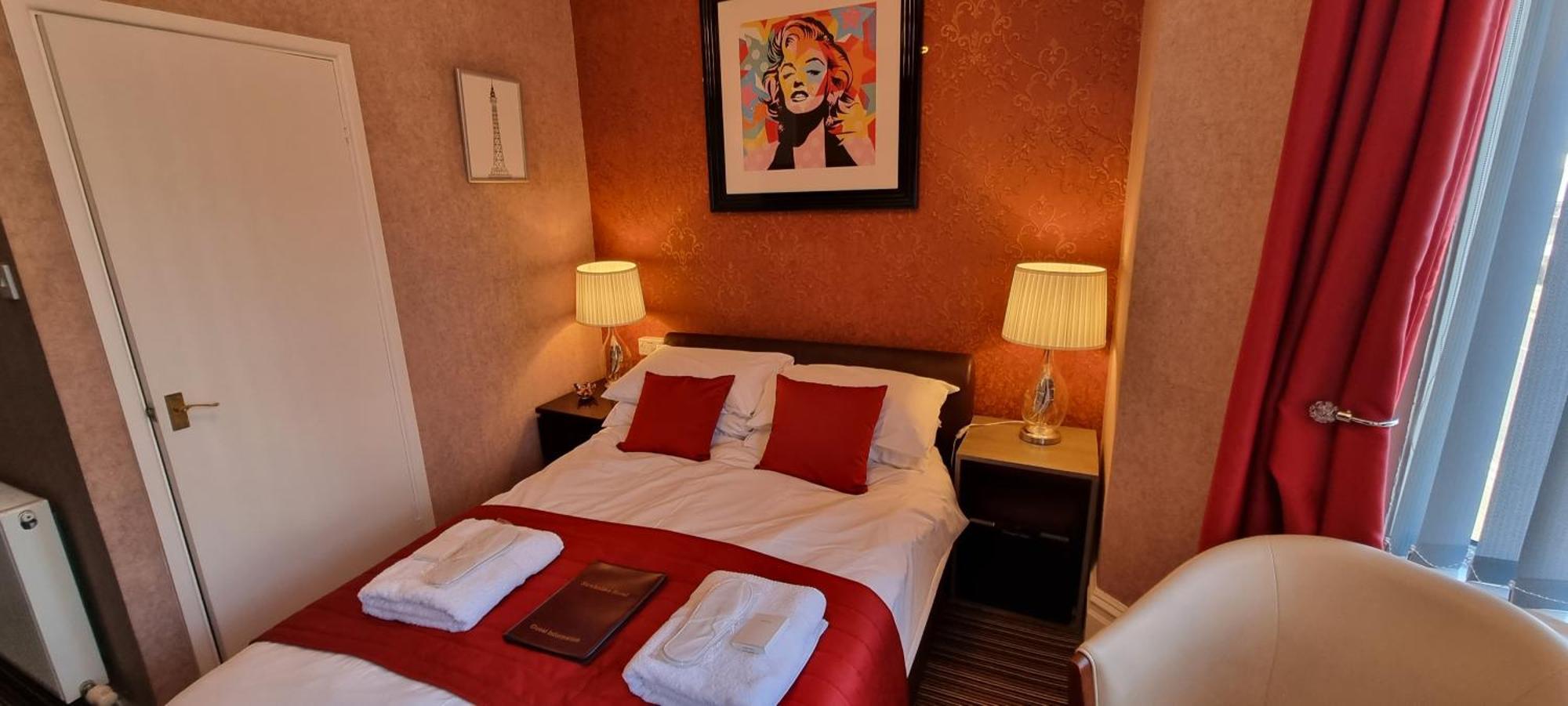 Newholme 2* Blackpool
